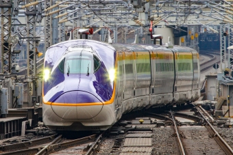 ニュース画像：E8系新幹線 2024年04月27日撮影 - 「JR東日本の2023年度期末決算、前期比13.5％増 全セグメント増収に」