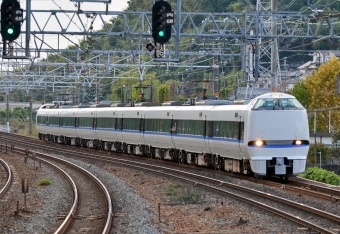 JR西日本683系電車 サンダーバード 鉄道フォト・写真 by シーホース21さん 島本駅：2021年11月11日12時ごろ
