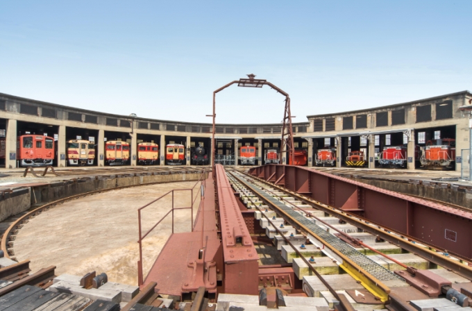 画像：旧津山扇形機関車庫と転車台 - 「津山まなびの鉄道館、鉄道記念物指定記念品を配布 10月14日」