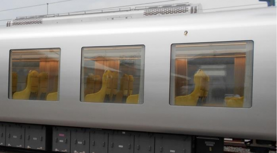 ニュース画像：大型客室窓 - 「西武鉄道、新型特急車両「Laview」が2019年3月デビュー」
