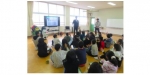 ニュース画像：2017年度の実施状況 - 「JR東日本秋田支社、CSR活動の一環として小学校で「出前授業」を実施」
