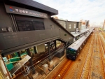 ニュース画像：リニューアルされた平沼橋駅 - 「相鉄、平沼橋駅のリニューアルが完成 巨大メッセージボードを新設」