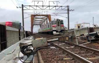 ニュース画像：倒れた直後の信号機 - 「JR北海道、新札幌駅構内の信号柱が倒れた重大インシデントの詳細公表」