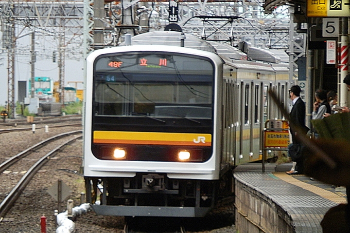 ニュース画像：南武線カラーの209系0番台 - 「JR東、3月15日で南武線を全車E233系に統一 209系を引退へ」