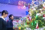ニュース画像：過去のクリスマスツリー飾りつけのイメージ - 「JR盛駅、「クリスマスツリー」の飾りつけと点灯式を開催」
