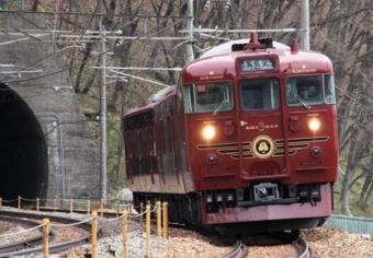 ニュース画像：観光列車「ろくもん」ワイナリーブランド号 - 「しなの鉄道、1月から3月に「ろくもん」ワイナリーブランド号を運行 」