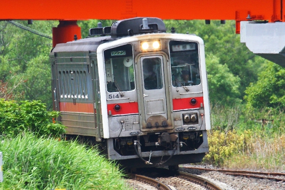 ニュース画像：留萌線などで使用されるキハ54形 - 「石狩沼田駅と深川駅を結ぶ期間限定バス、1月15日以降も継続運行」