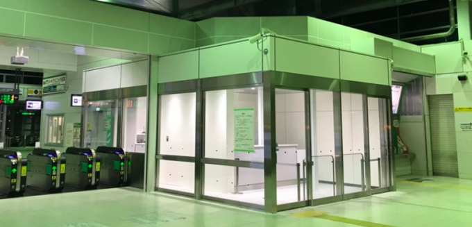 画像：開所前の観光案内所 - 「JR勝田駅、改札脇に観光案内所を設置」