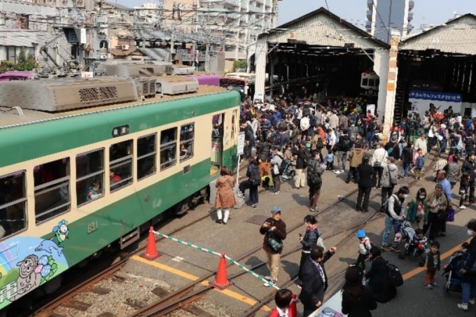 ニュース画像：2018年のイベントの様子 - 「西院車庫を一般開放、京福電気鉄道が「らんでんフェスタ」を開催」