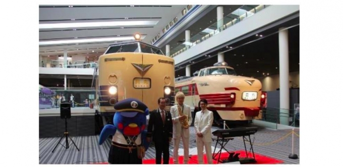 ニュース画像：記念セレモニーのイメージ - 「京都鉄道博物館が3周年、コンサートや記念硬券配布など実施」