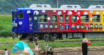 ニュース画像：トーマスランド号 イメージ - 「富士急行、下吉田駅に運行を終了した5000形トーマスランド号を展示」