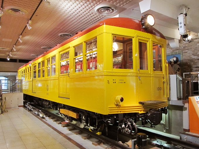 画像：日本初の地下鉄車両1001号車 - 「地下鉄博物館、1001号車の車内 5月11日と12日に特別公開」