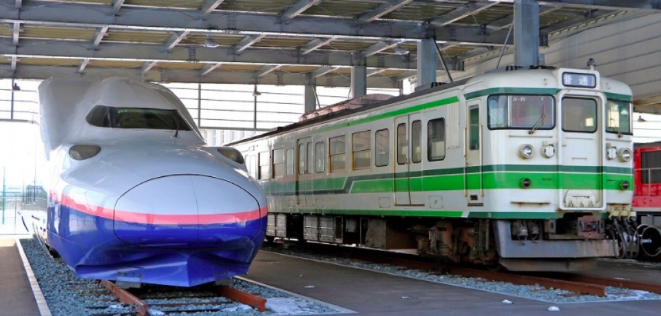 新津鉄道資料館 6月23日の 実物車両公開デー はe4系と485系 Raillab ニュース レイルラボ