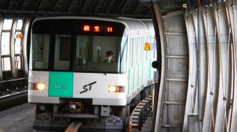 画像：札幌市営地下鉄 - 「札幌市営地下鉄、駅出入口の老朽化対策工事で一部出入口を閉鎖」