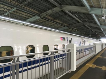 画像：可動式ホーム柵 設置イメージ - 「JR西日本、7月19日から新神戸駅で新しい可動式ホーム柵を使用」