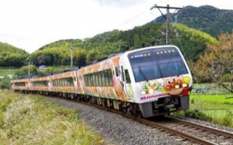 ニュース画像：アンパンマン列車