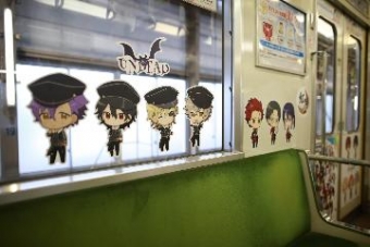 画像：車内イメージ - 「地下鉄烏丸線で「京まふ号」運行、出展作品で装飾」