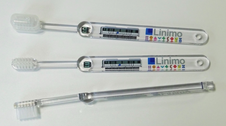 ニュース画像：Linimo歯ブラシ - 「リニモ、「八草みずき」ミニタオル第3弾と歯ブラシを発売」