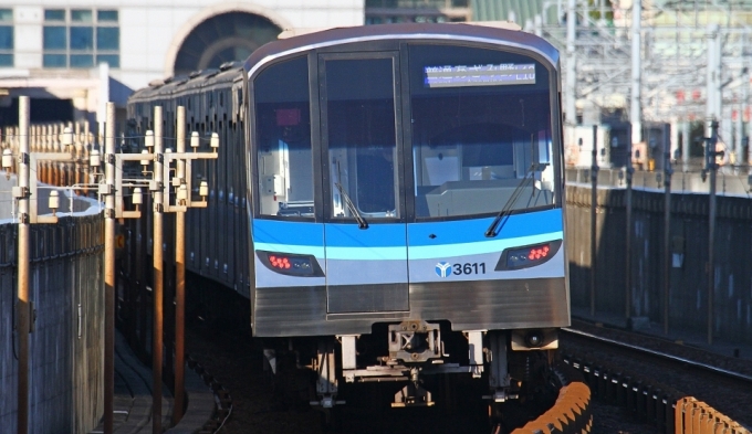 横浜市営地下鉄ブルーライン 回送電車が壁に衝突 運転士が怪我 Raillab ニュース レイルラボ