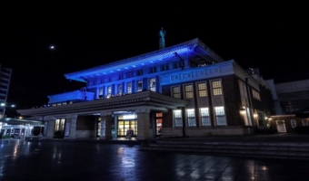 ニュース画像：ライトアップのイメージ - 「JR奈良駅旧駅舎、「世界糖尿病デー」に伴いブルーライトアップ実施」