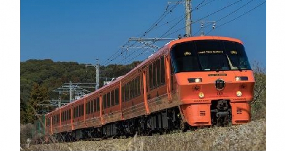 ニュース画像：特急「ハウステンボス」 - 「JR九州、ハウステンボスカウントダウンイベントにあわせ臨時列車を運転」
