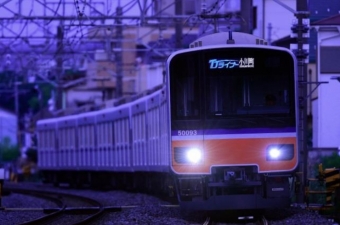 ニュース画像：TJライナー - 「東武、平日上りのライナーで「乗得ポイントキャンペーン」実施」