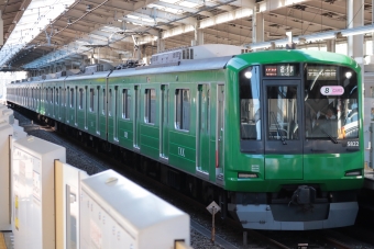 ニュース画像：Nichikaさんの鉄道フォト - 「東横線、青ガエルを模したラッピング電車運行 3月末まで」