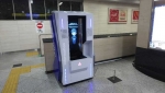 ニュース画像：駅案内ロボット - 「JR大阪駅、2度目の「AI駅案内ロボット」実証実験スタート」