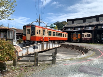 ニュース画像：「キハ20」色塗装列車 - 「「キハ20」色塗装列車が天浜線に復活、開通80周年記念事業で」