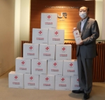 ニュース画像：加治屋投手が寄贈した消毒液 - 「福岡ソフトバンクの加治屋投手、古巣のJR九州に消毒液を寄贈」