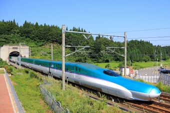 ニュース画像：北海道新幹線(レンタくんさん撮影) - 「北海道新幹線、年末年始に青函トンネル内210キロ運転」