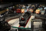 ニュース画像：鉄道博物館 転車台上のC57形 - 「鉄道博物館、転車台上の常設車両をEF55からC57に変更 11月22日から」