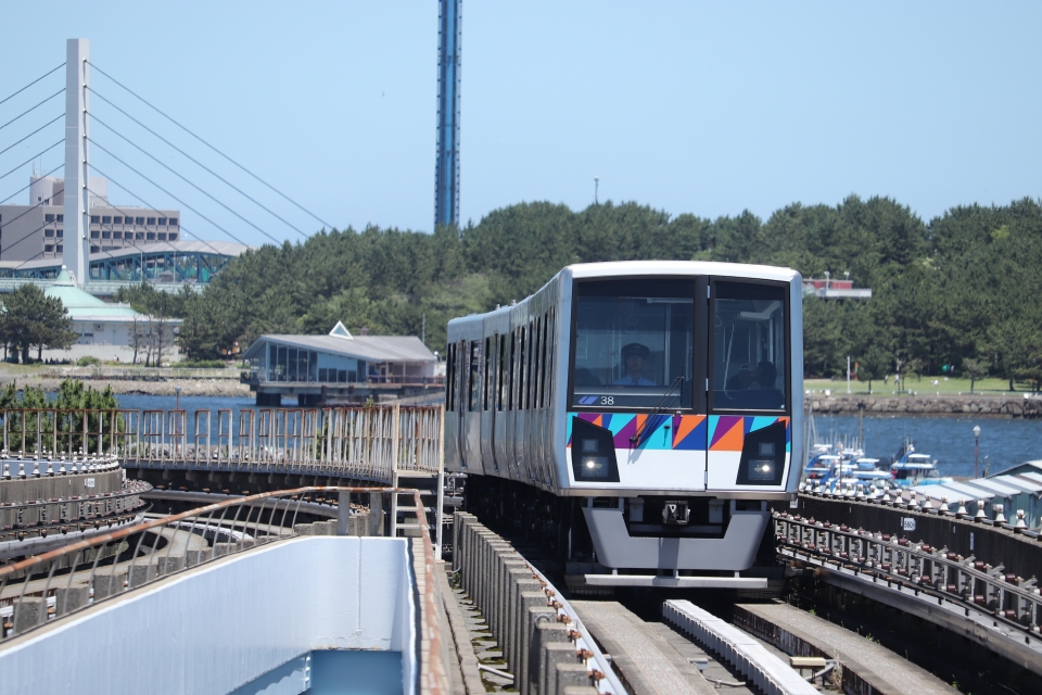 横浜シーサイドライン 金沢八景駅の複線化切換で運休 2月14日朝 Raillab ニュース レイルラボ