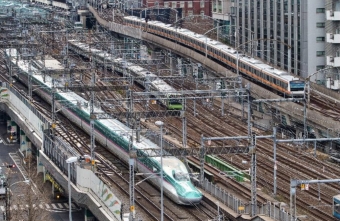 東京駅構内最大規模の ユニクロ 日本橋口に8月5日オープン Raillab ニュース レイルラボ