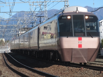 ニュース画像：小田急30000形電車「EXE」(Odatetsuさん撮影)