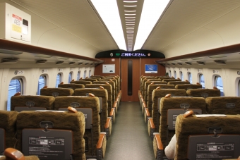 ニュース画像：九州新幹線 N700系 車内 - 「九州新幹線、12月1日から新鳥栖～新大牟田間のトンネル内で携帯が利用可能に」