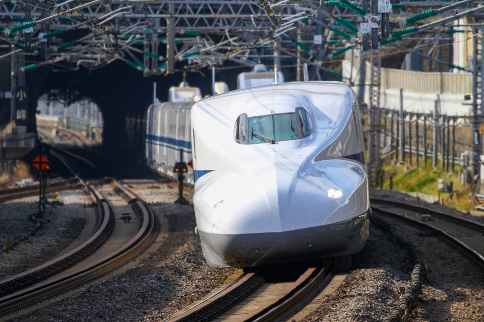 ニュース画像：東海道新幹線 (BBsanさん撮影) - 「東海道新幹線、5月6日以降の臨時列車を取りやめ 緊急事態宣言受け」