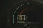 ニュース画像：JR西日本で使用されている撮像車両 - 「JR西日本、NEXCO西日本と新幹線用トンネル覆工表面検査システムの共同開発へ」
