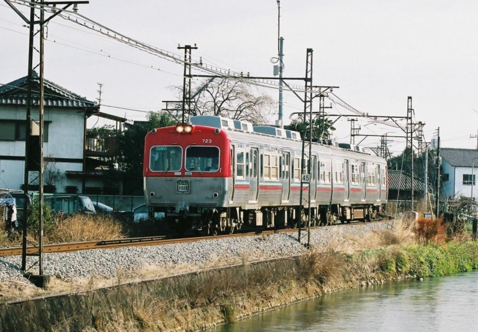 ニュース画像：713-723編成(北東航1さん撮影) - 「上毛電気鉄道95年、8色の車両が赤城山の麓を駆ける」