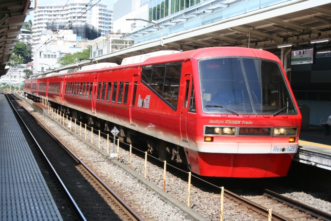 伊豆急行「リゾート21 キンメ電車」リニューアル、6/11から運行開始
