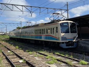 ニュース画像：2019年から引き継いだ900形電車「あかね号」(ポムフリットさん撮影)