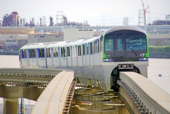 ニュース画像：東京モノレール10000形電車(ちゃぽんさん撮影) - 「東京モノレール10000形、デビューから7年」