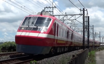 ニュース画像：1800系のカラーリングを施した200型電車 - 「東武1800系カラーの200型、8/7運行開始 公式YouTubeで塗装現場も公開」