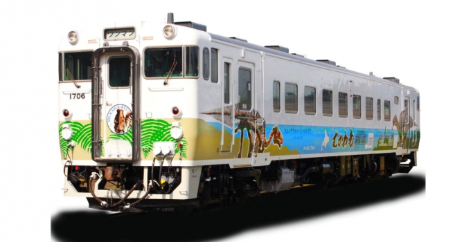 ニュース画像：カムイサウルス(むかわ竜)復興トレイン - 「日高本線キハ40形で「カムイサウルス」ラッピング列車運行」