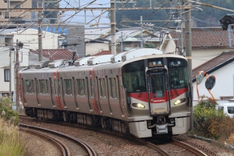 ニュース画像：JR西日本227系電車 2021年12月撮影(norikadさん撮影)