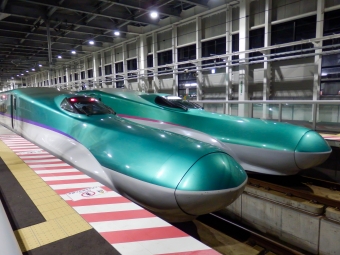 ニュース画像：H5系・E5系新幹線 2016年9月撮影(さんたかさん撮影)