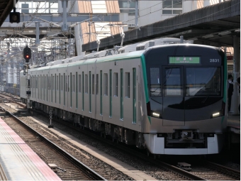 ニュース画像：試運転中の新型20系電車 - 「京都市営地下鉄烏丸線 新型20系、運行ダイヤ決定 1番列車は3/26午後から」