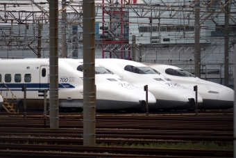 ニュース画像：東海道新幹線にまだ700系が乗り入れていた頃の大井車両基地(700系新幹線 もりもりさん 2020年03月07日撮影)