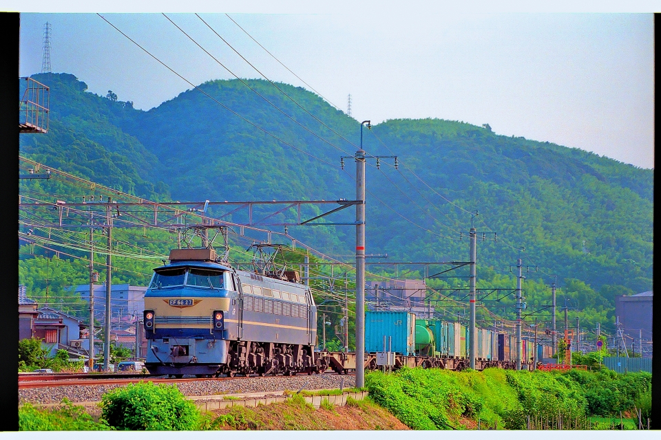 ニュース画像 3枚目：京都線を走行する「EF66 27」(EF66形 丹波篠山さん 1996年08月11日撮影)