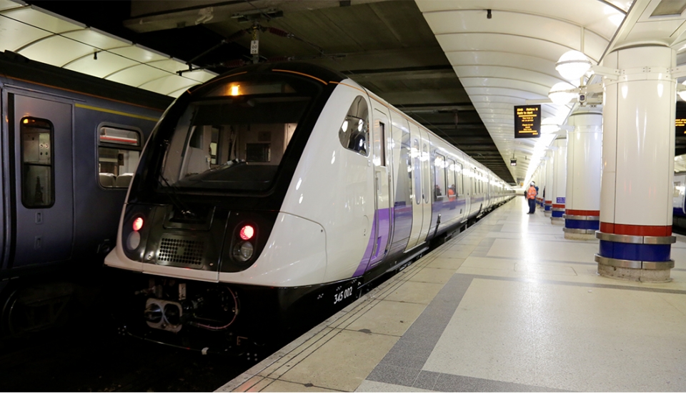 ニュース画像：クロスレールで使用する「345形」車両 - 「ロンドン地下鉄「エリザベス線」、5/24部分開業へ 女王在位70周年に華添える」